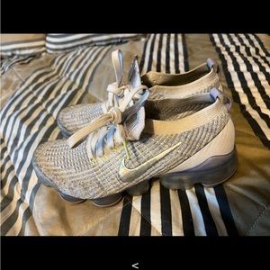 nike vapor maxes, worn only a few times